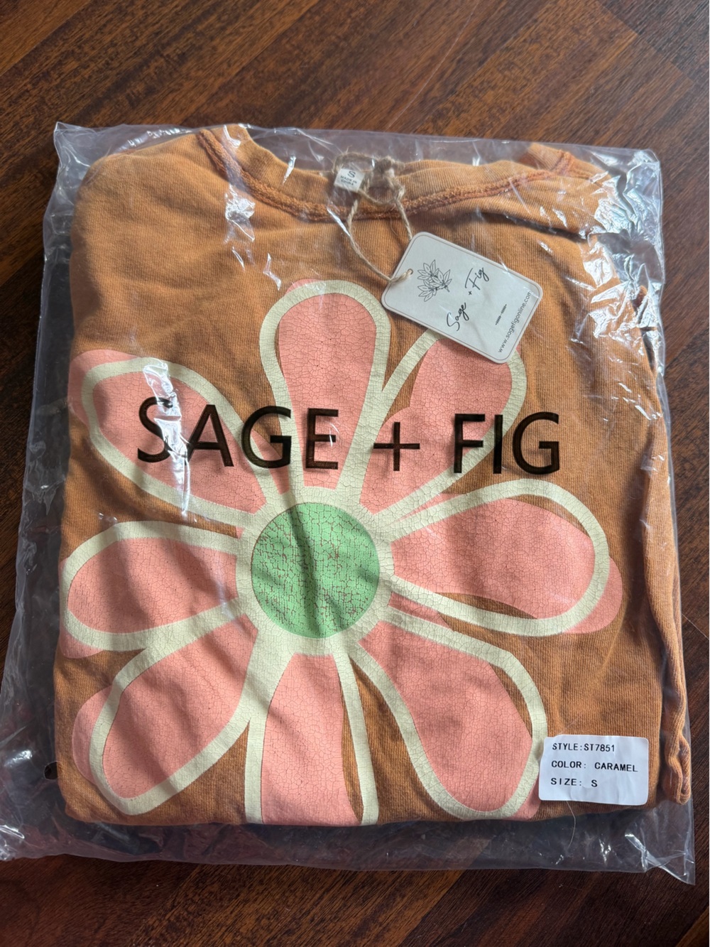 Sage + Fig melody flower top
